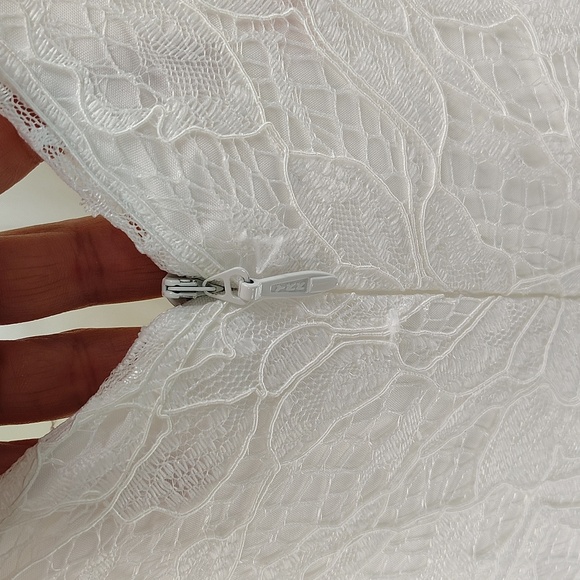 JJs House White V-neck Lace Midi Length Lace Overlay Sleeveless Wedding Dress - Picture 7 of 9